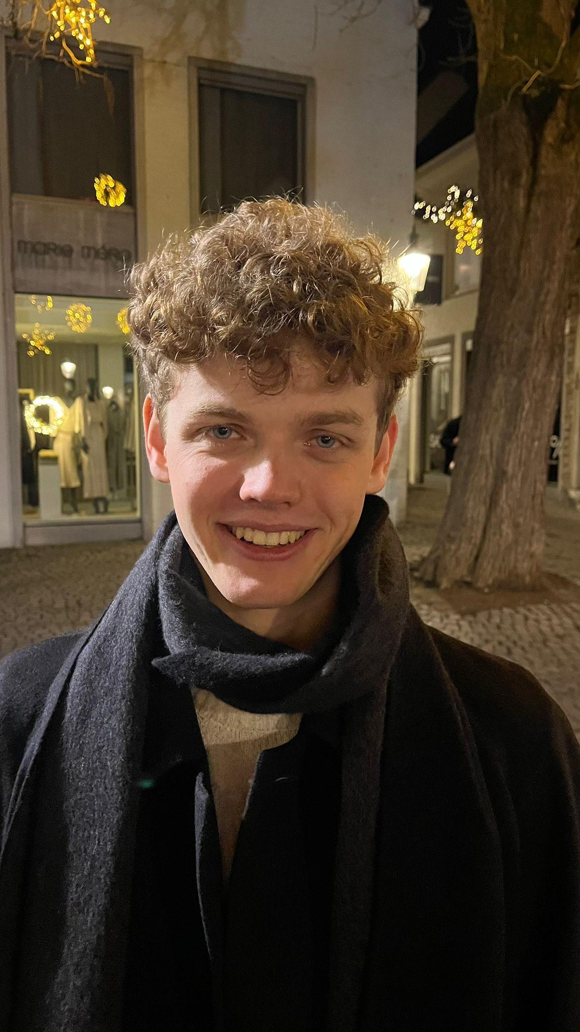 Face of Benedikt Knapp