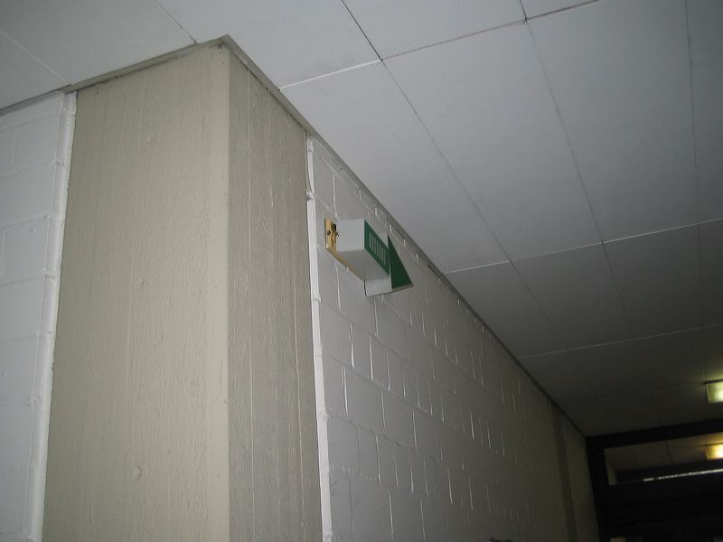 34_-_kaputtes_ausgan_1c8de0.jpg